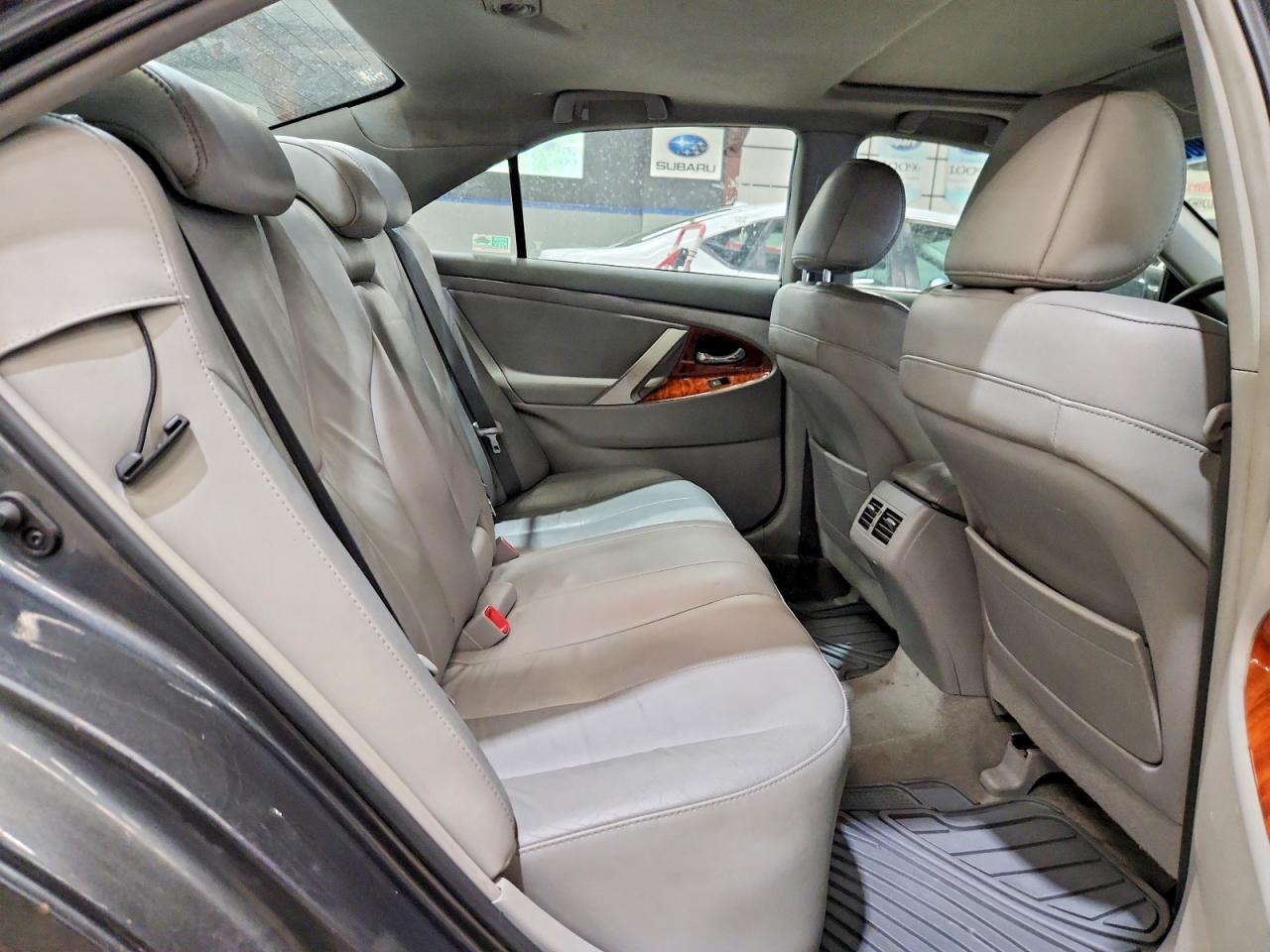 2011 TOYOTA CAMRY
