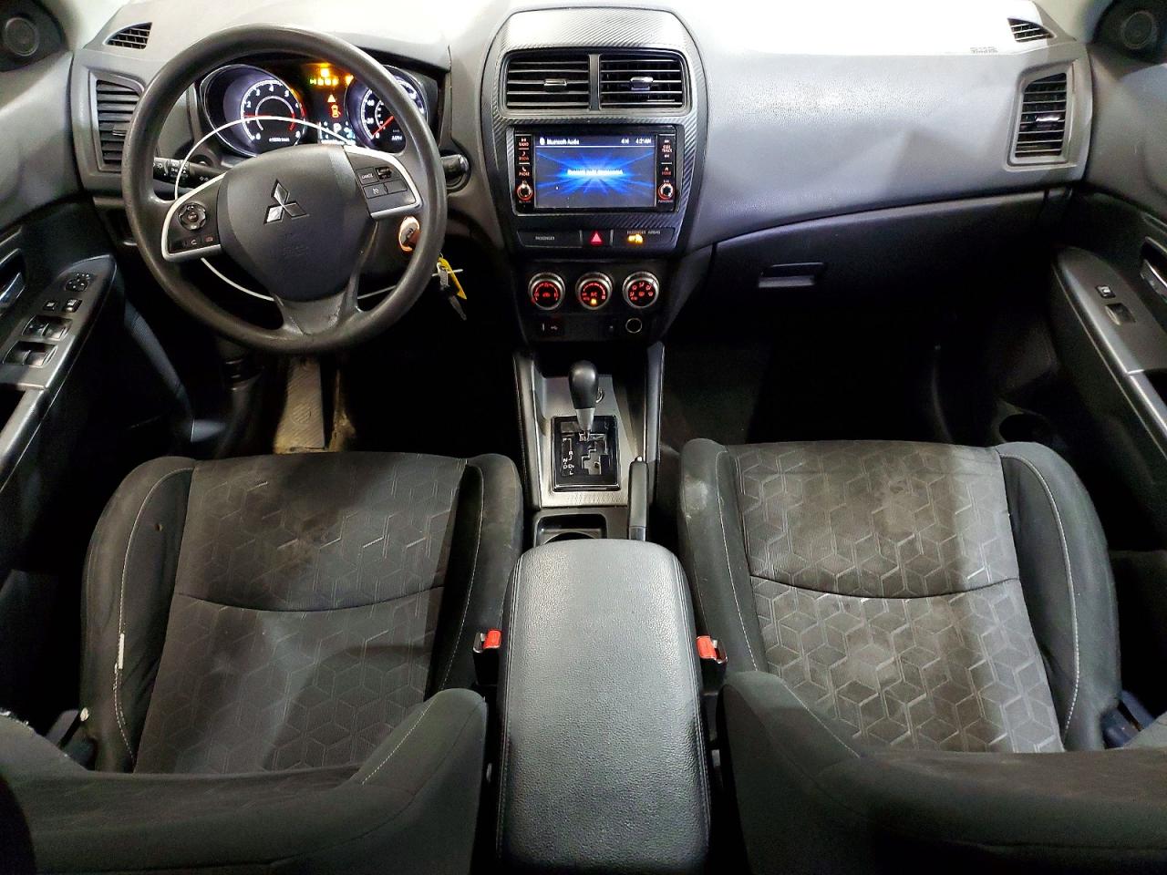 2021 MITSUBISHI OUTLANDER