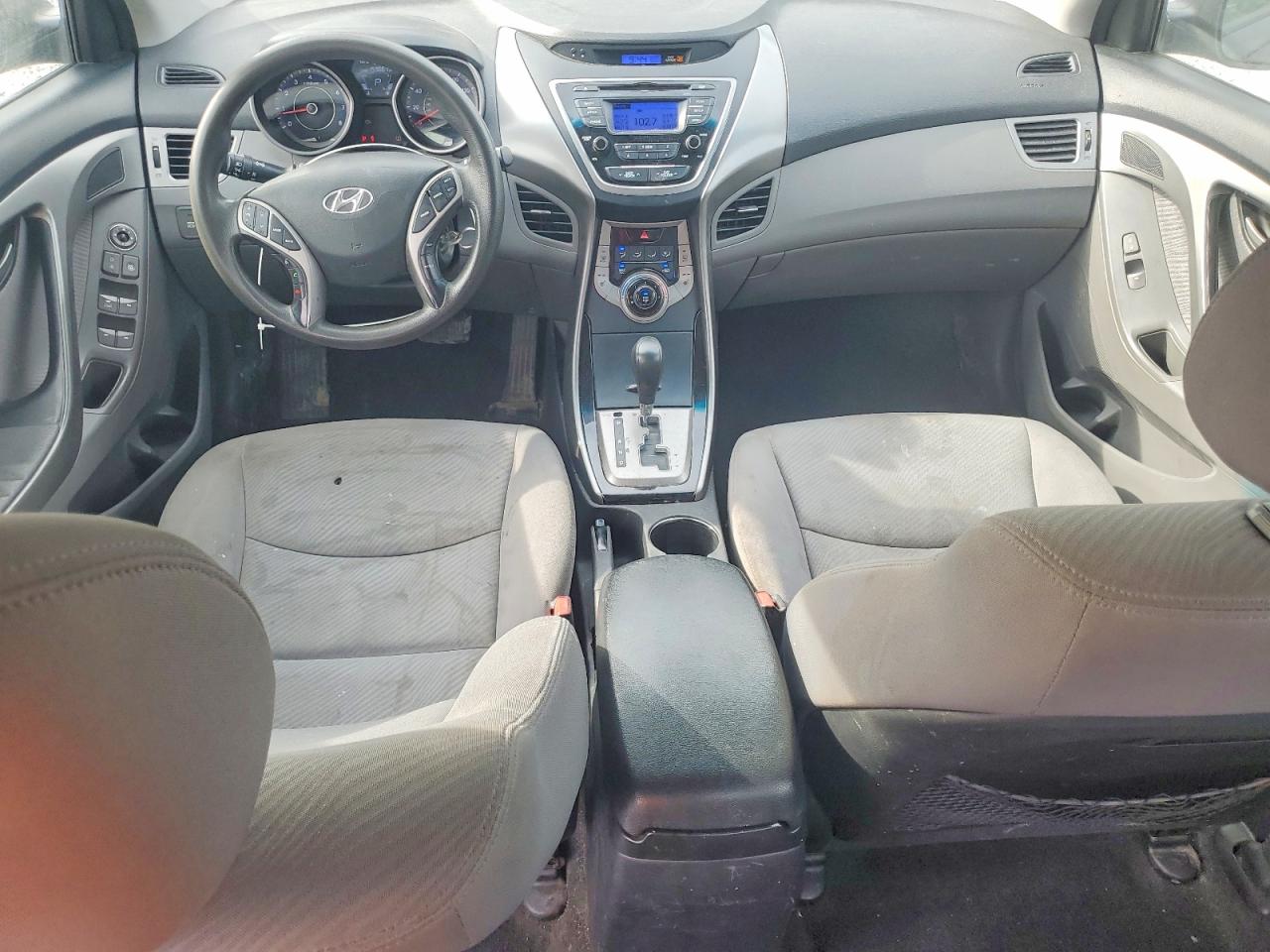 2013 HYUNDAI ELANTRA