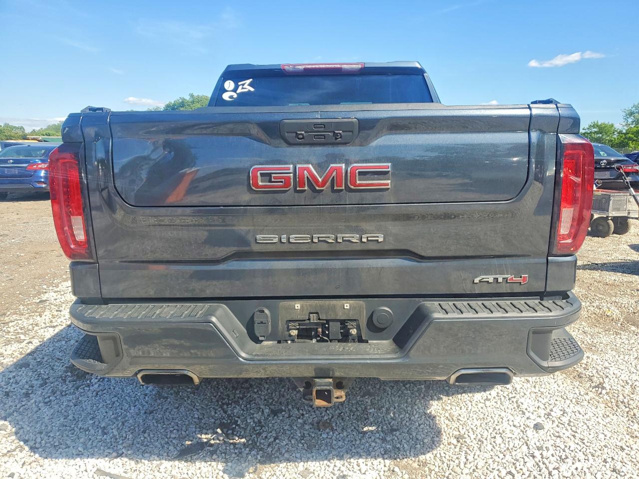 2021 GMC SIERRA