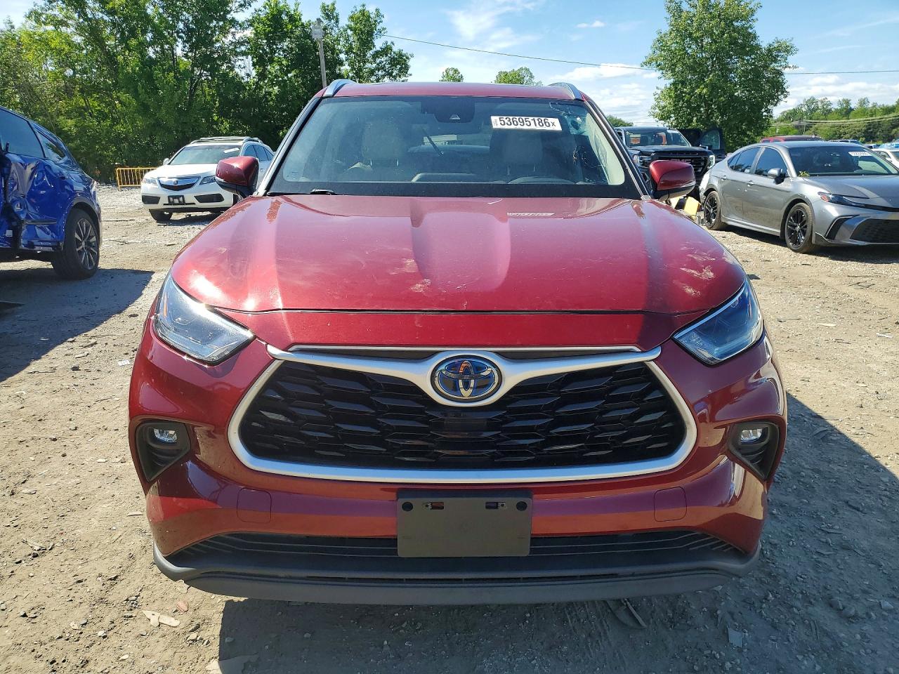 2021 TOYOTA HIGHLANDER