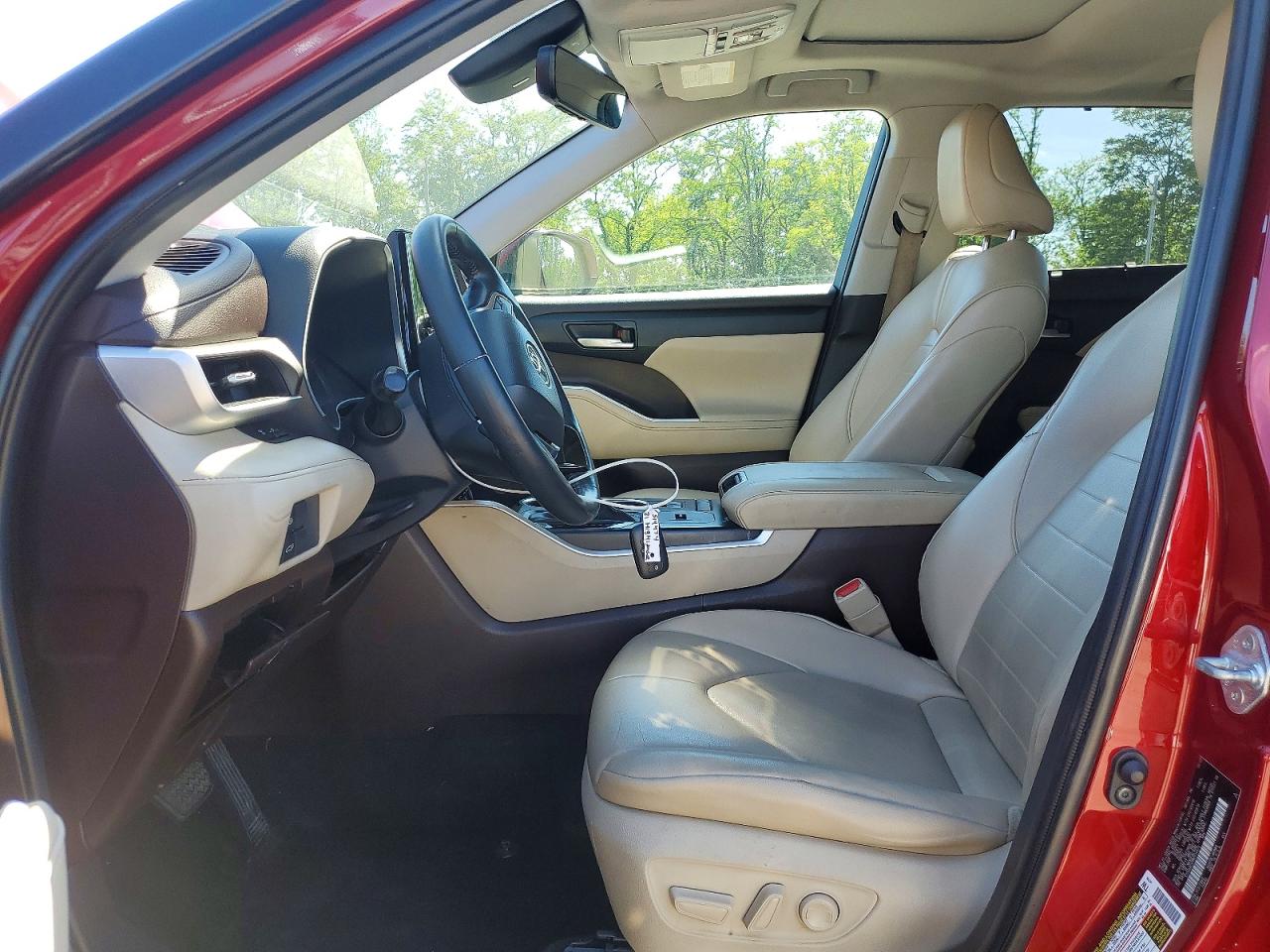 2021 TOYOTA HIGHLANDER