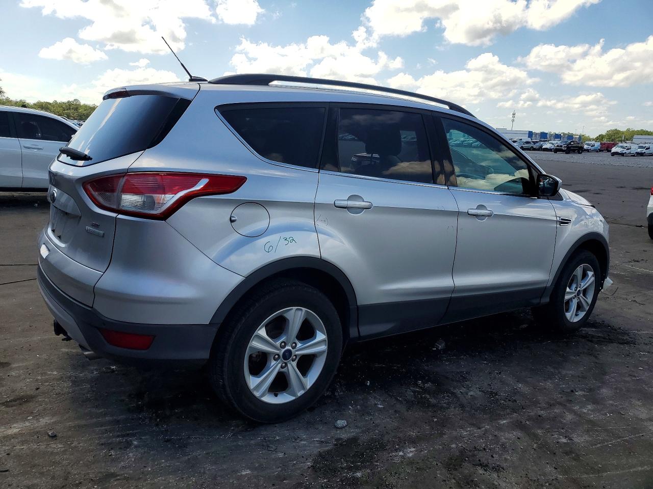2015 FORD ESCAPE