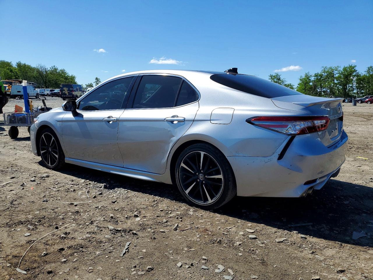 2019 TOYOTA CAMRY