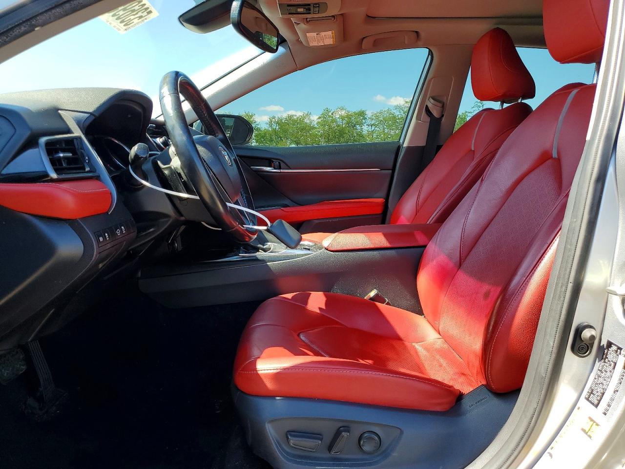 2019 TOYOTA CAMRY