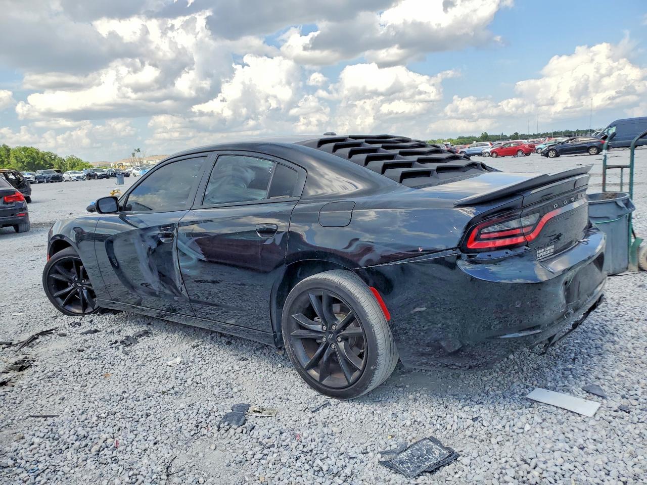 2018 DODGE CHARGER