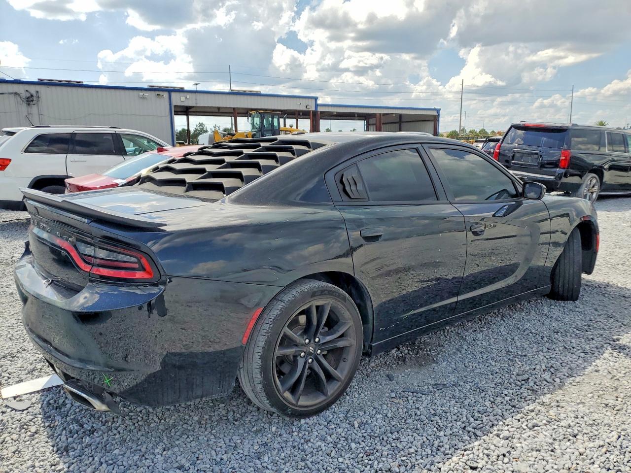 2018 DODGE CHARGER