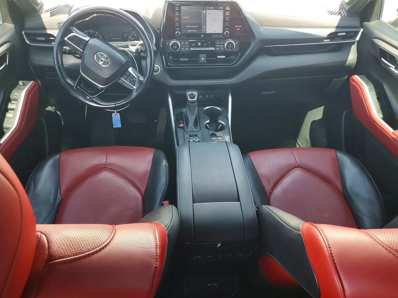 2021 TOYOTA HIGHLANDER