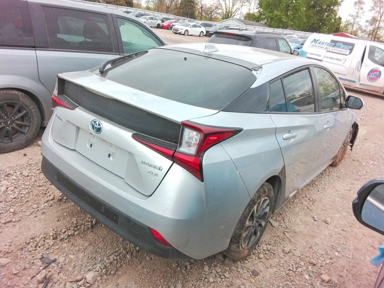 2022 TOYOTA PRIUS
