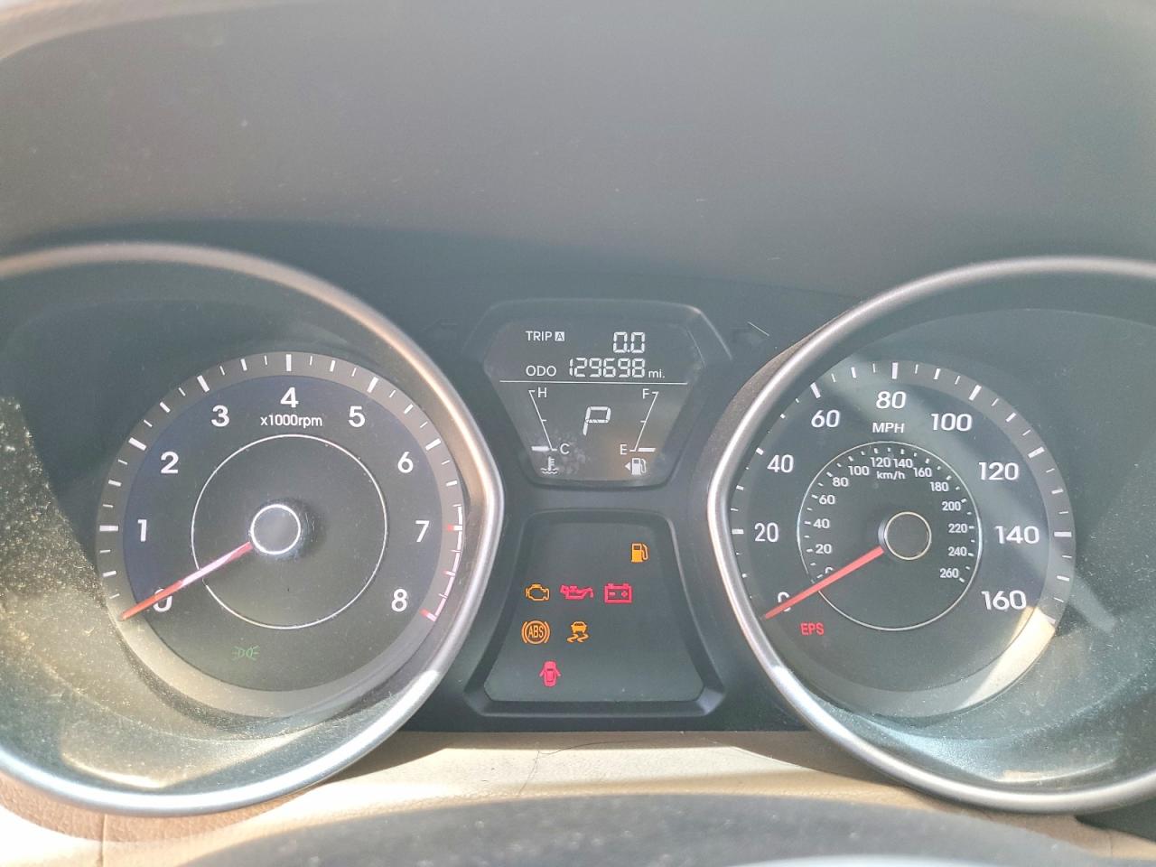 2013 HYUNDAI ELANTRA