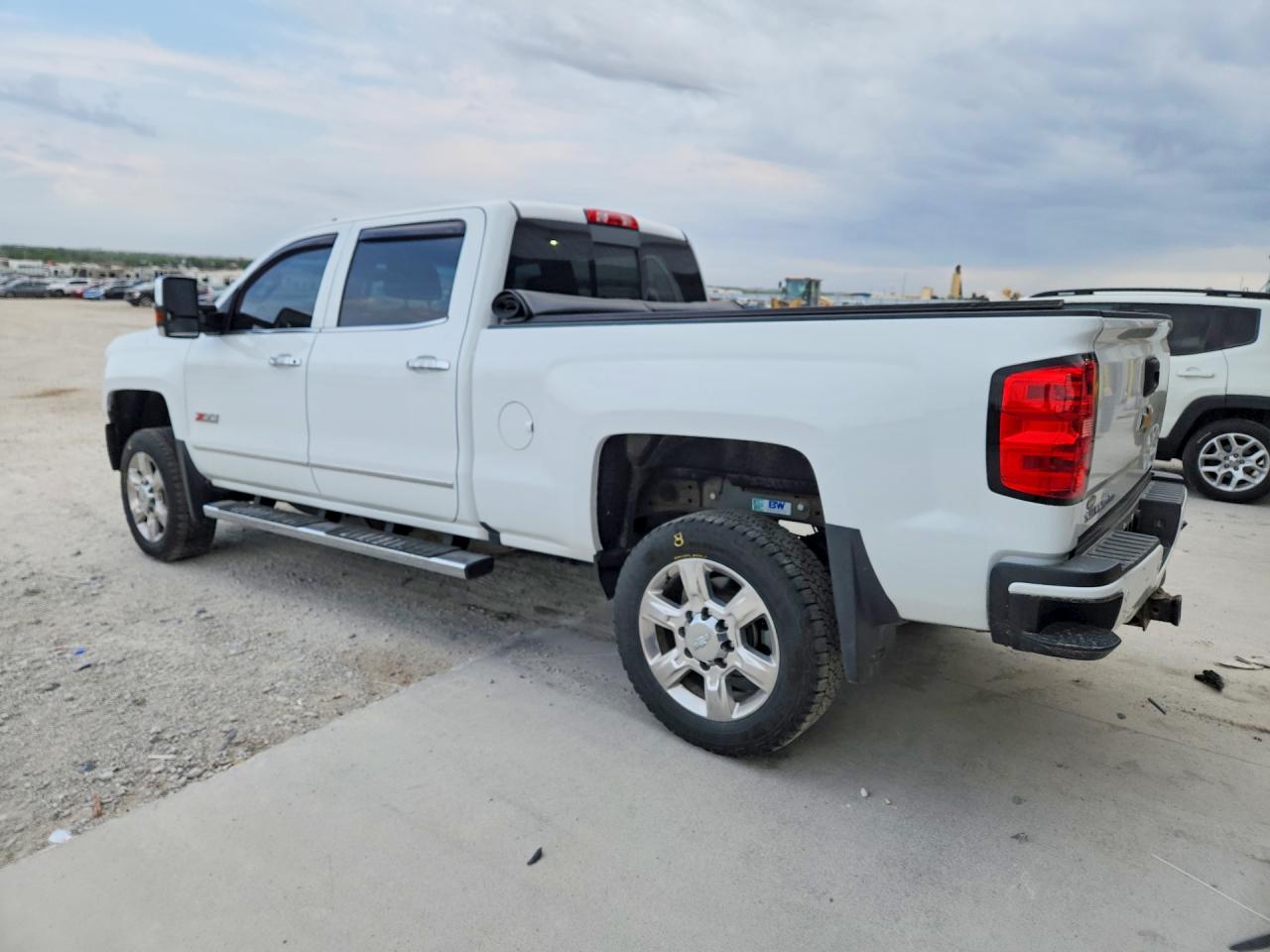 2017 CHEVROLET SILVERADO