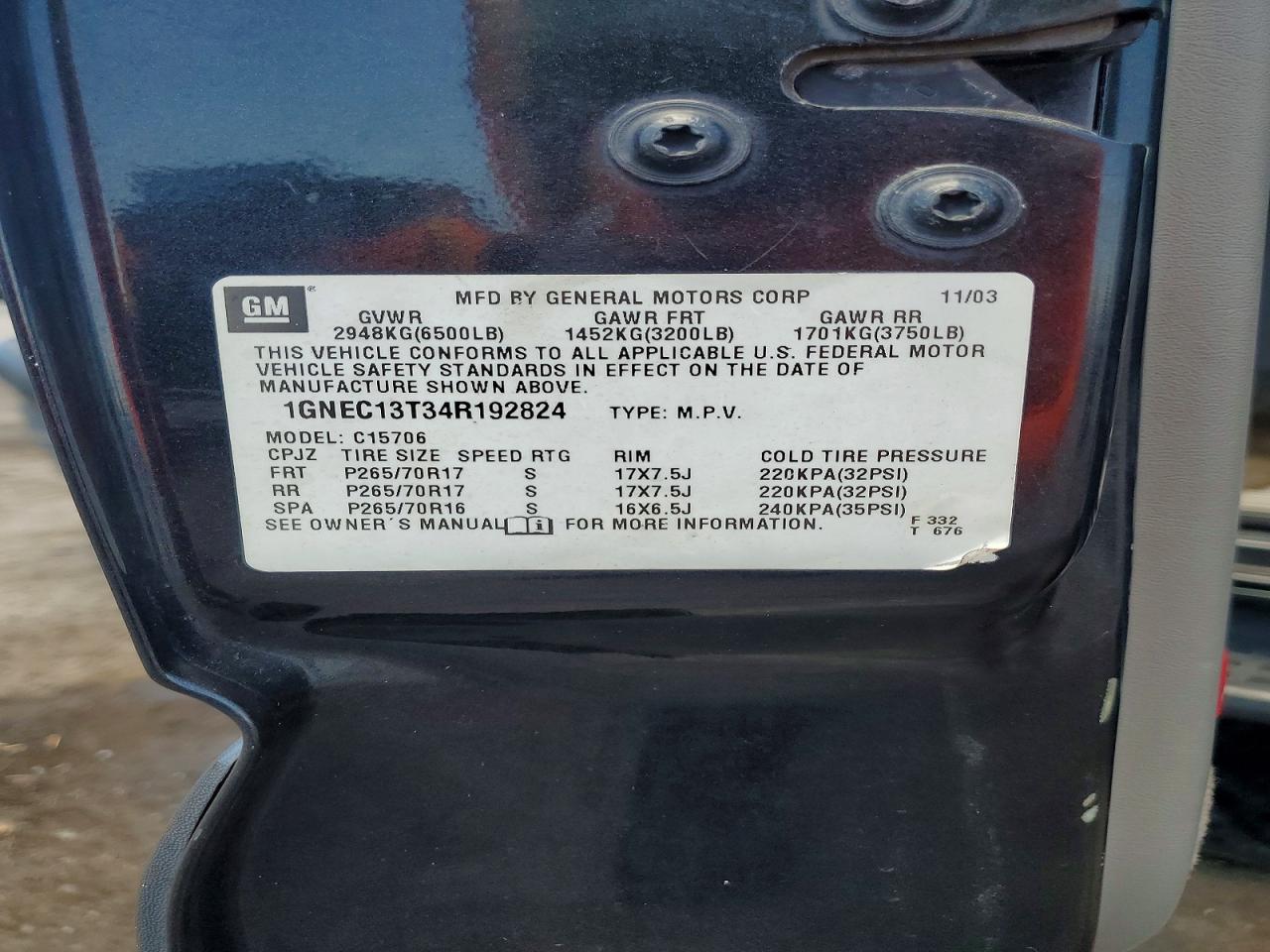 2004 CHEVROLET TAHOE