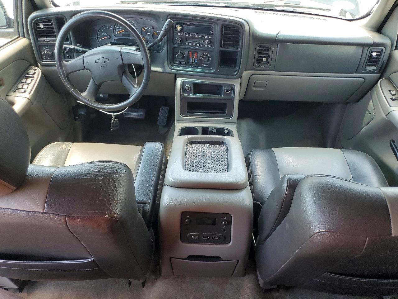 2004 CHEVROLET TAHOE