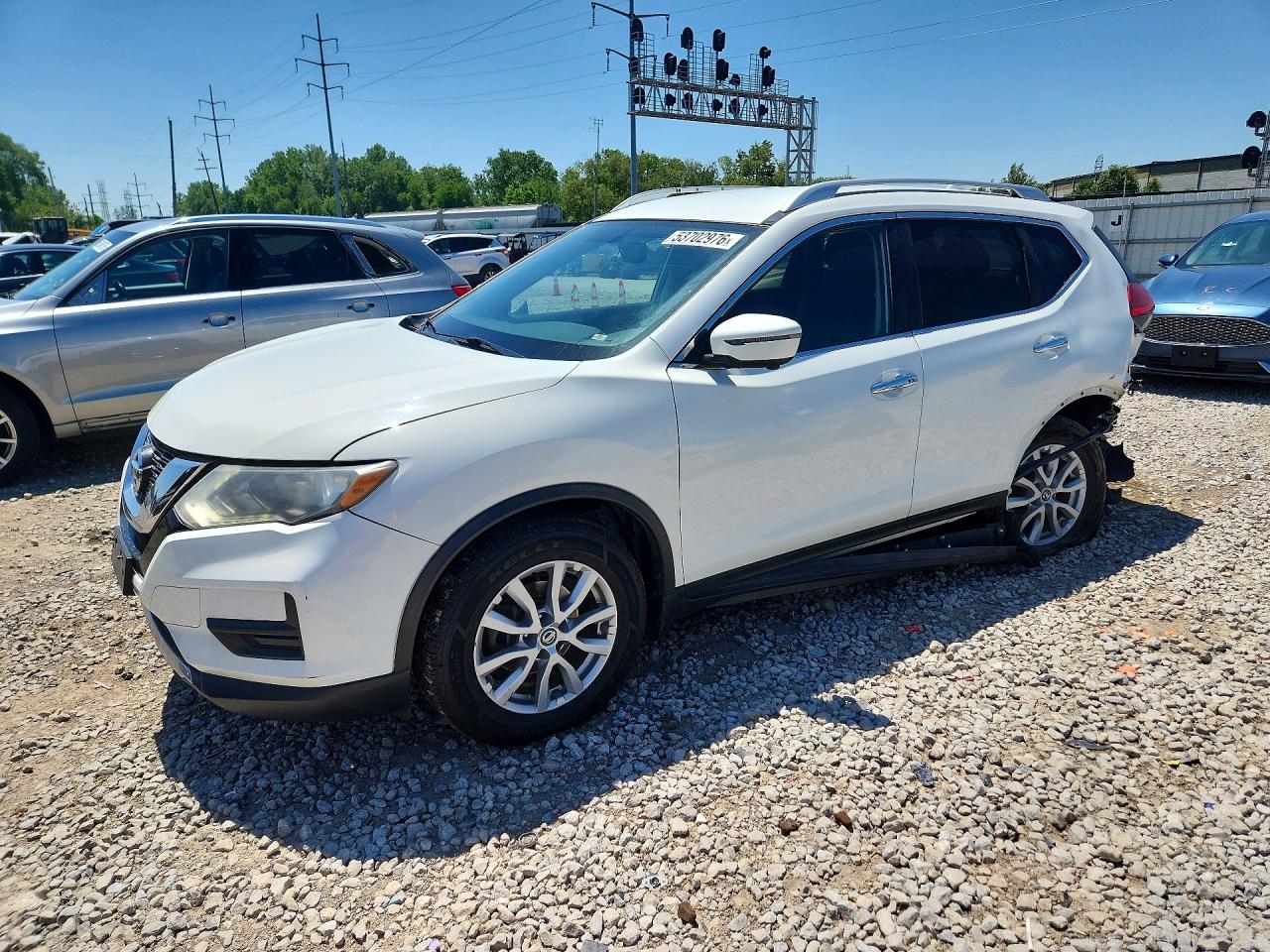 2017 NISSAN ROGUE