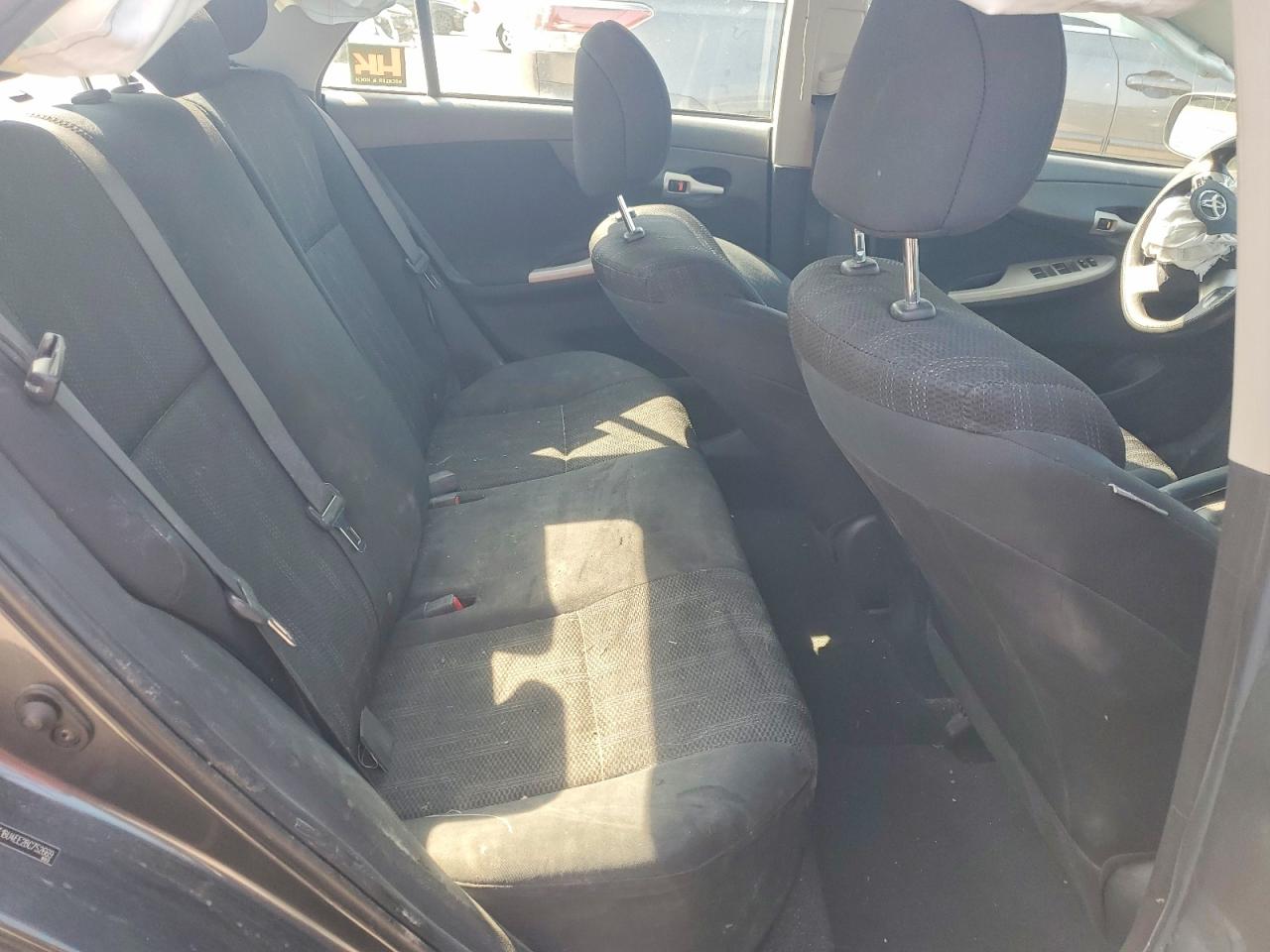 2011 TOYOTA COROLLA