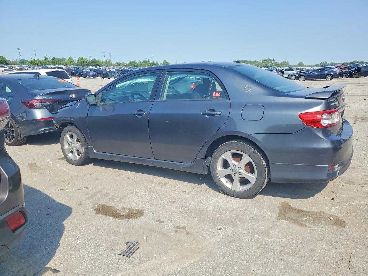 2011 TOYOTA COROLLA