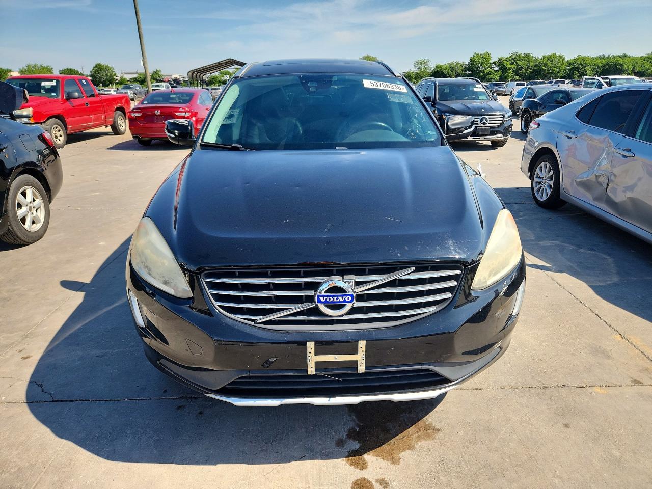 2015 VOLVO XC60