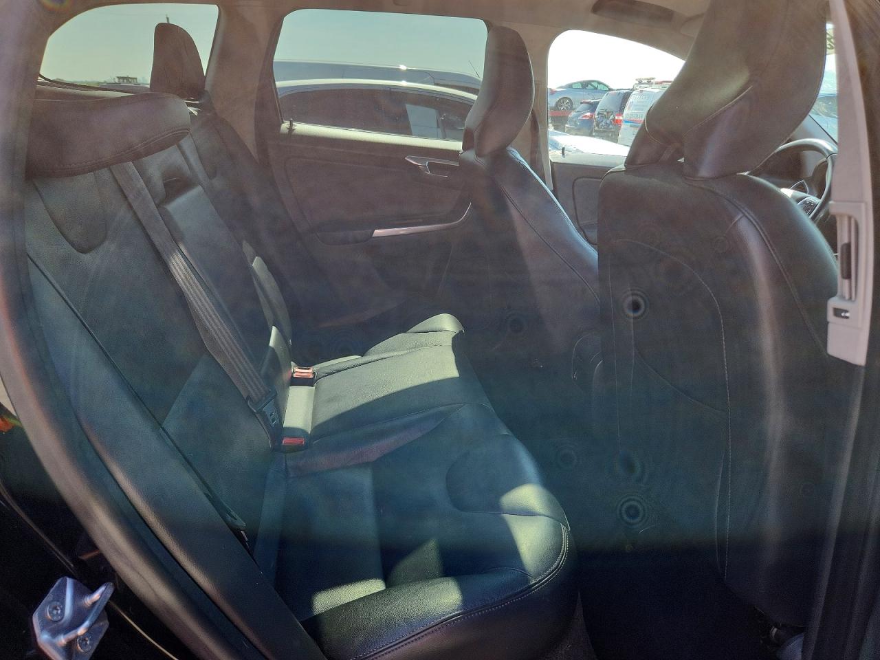 2015 VOLVO XC60