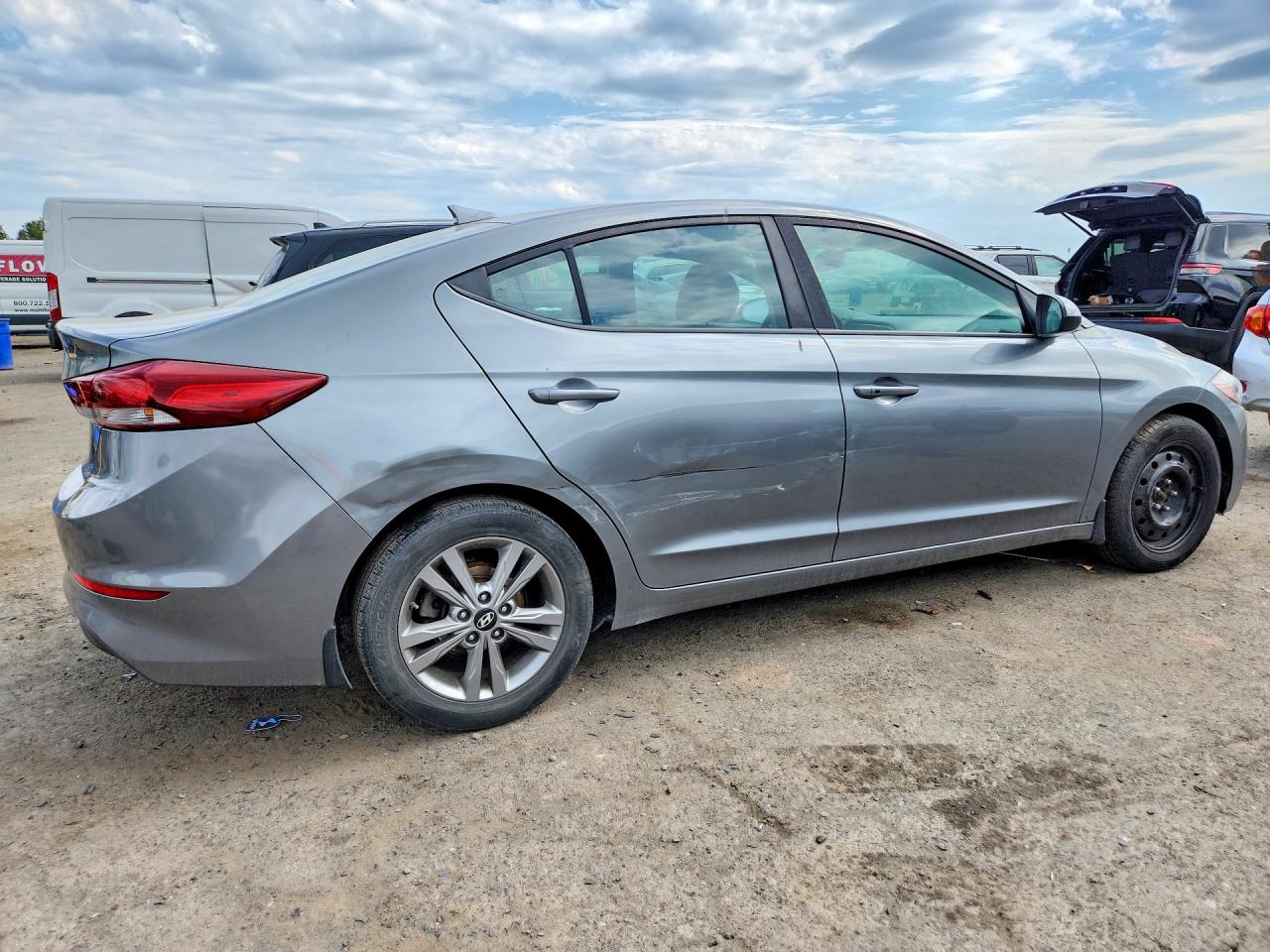 2018 HYUNDAI ELANTRA