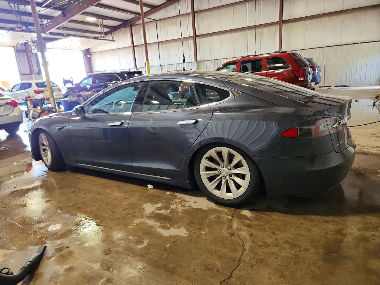 2016 TESLA MODEL S