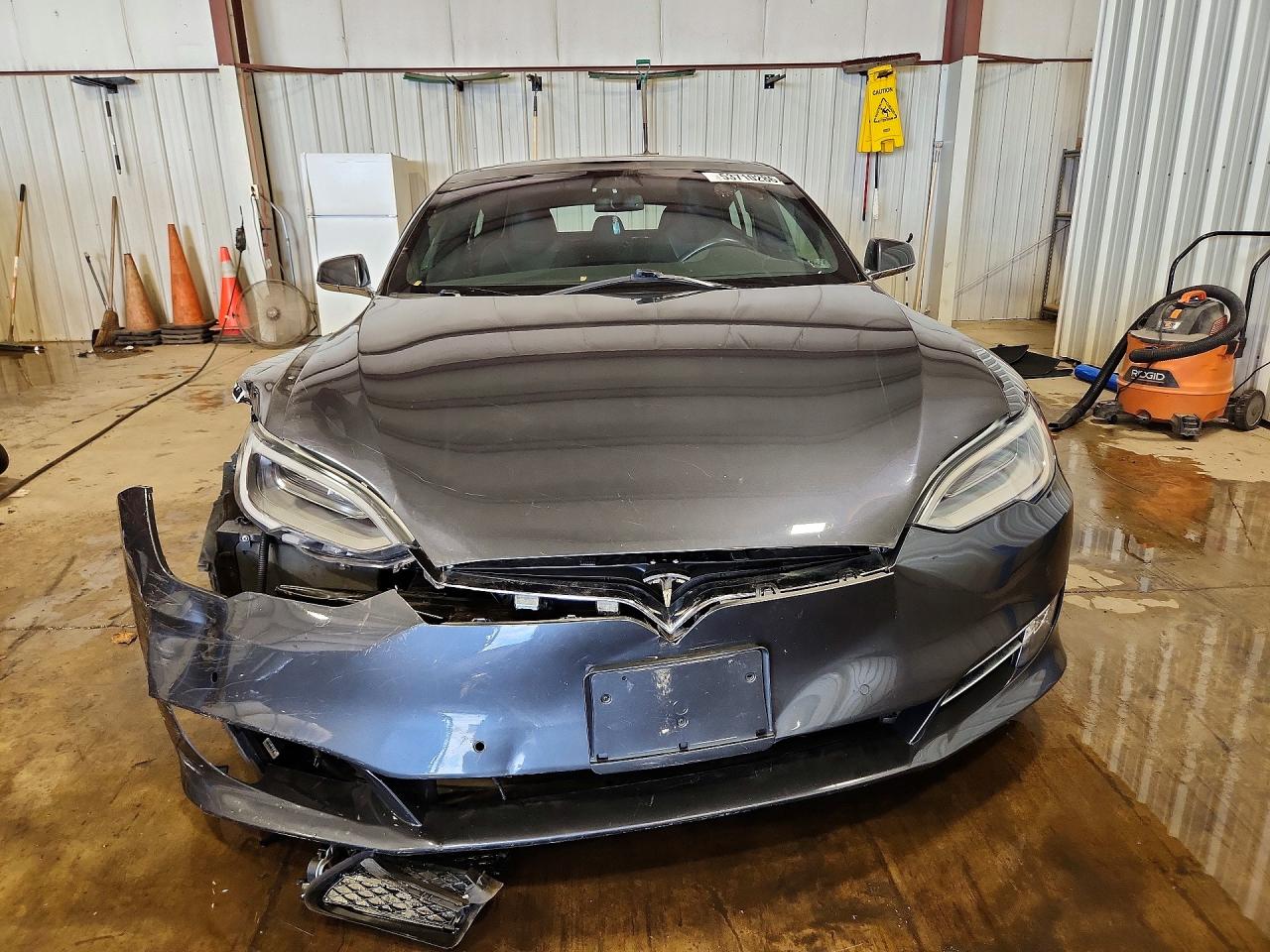 2016 TESLA MODEL S