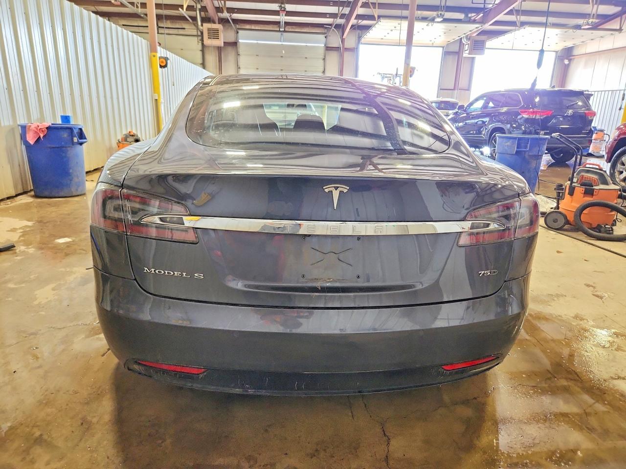 2016 TESLA MODEL S
