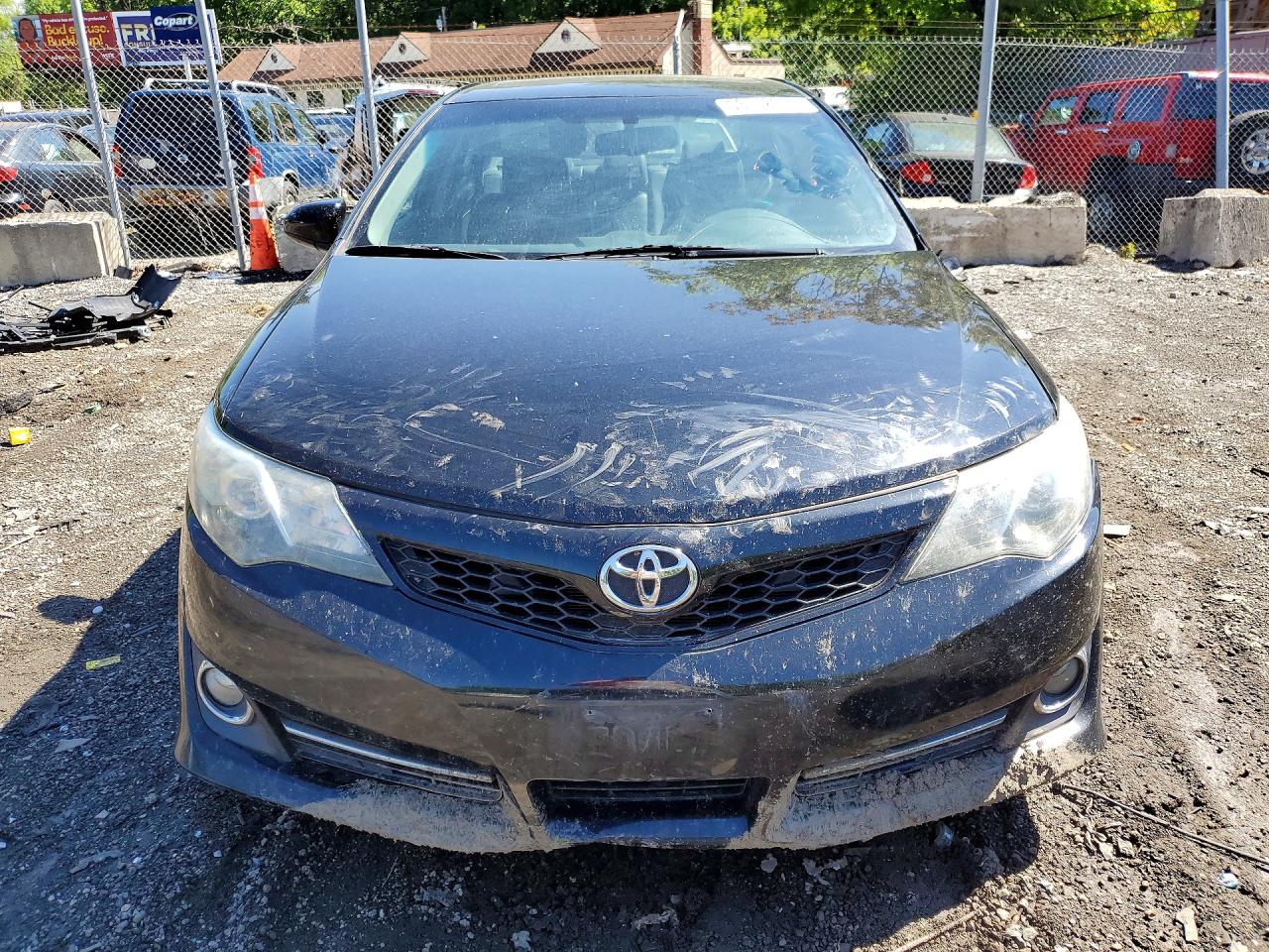 2014 TOYOTA CAMRY