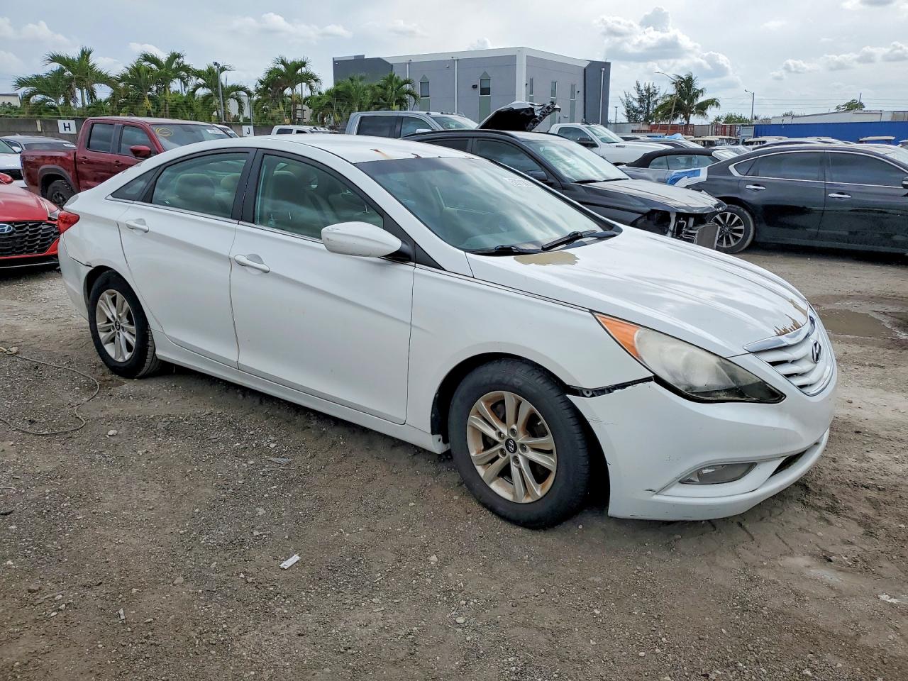 2013 HYUNDAI SONATA