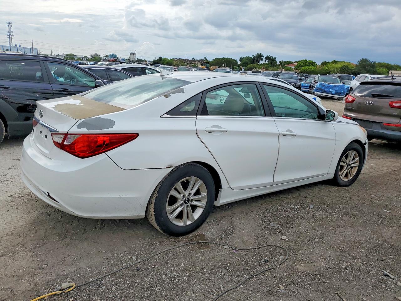 2013 HYUNDAI SONATA