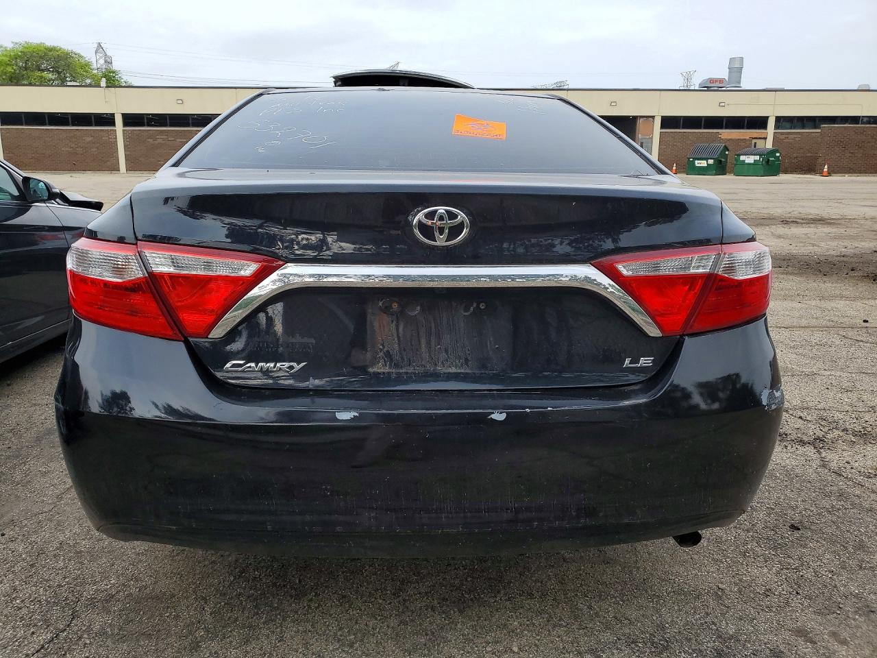 2016 TOYOTA CAMRY