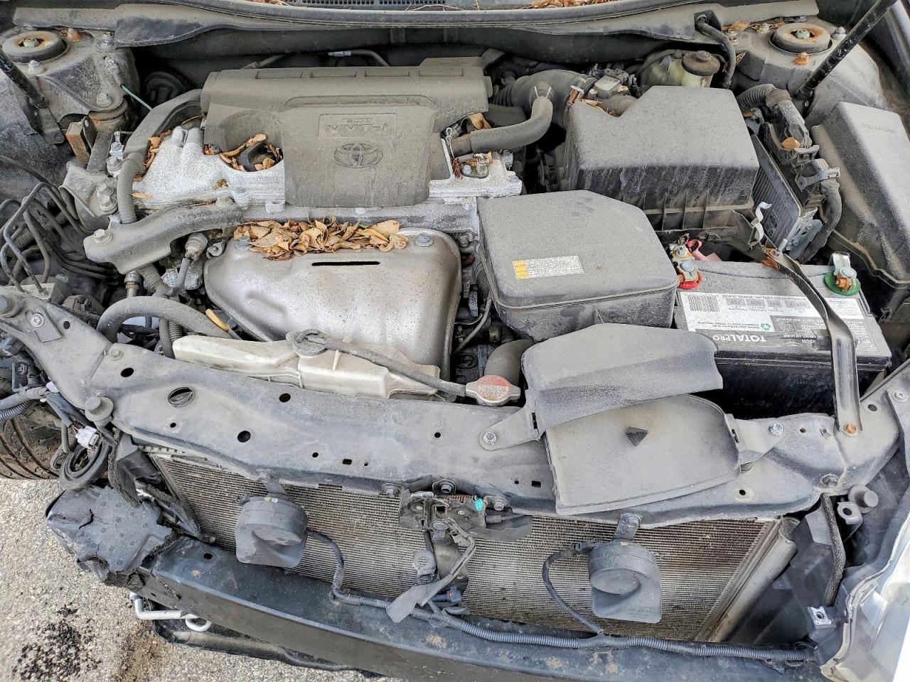 2016 TOYOTA CAMRY