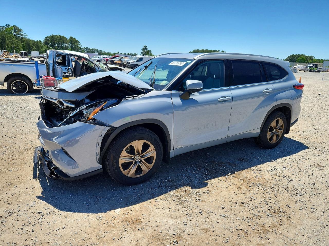 2022 TOYOTA HIGHLANDER