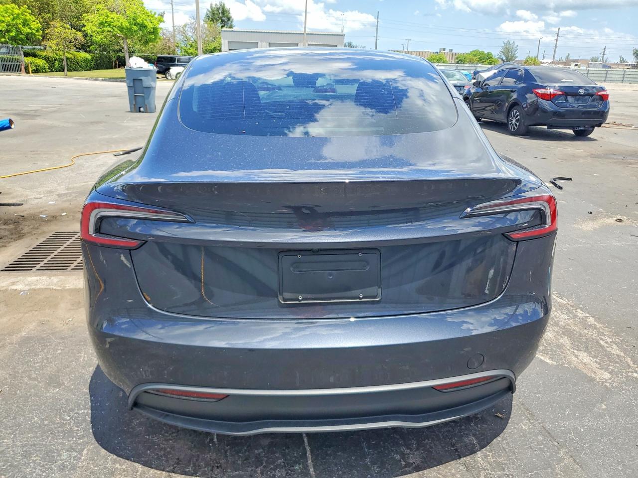 2026 TESLA MODEL 3