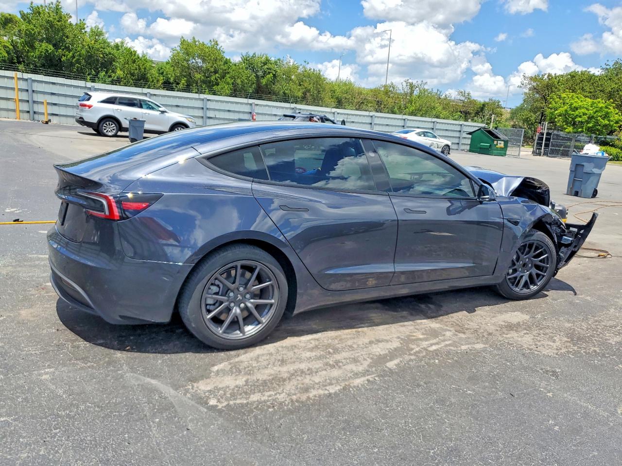2026 TESLA MODEL 3