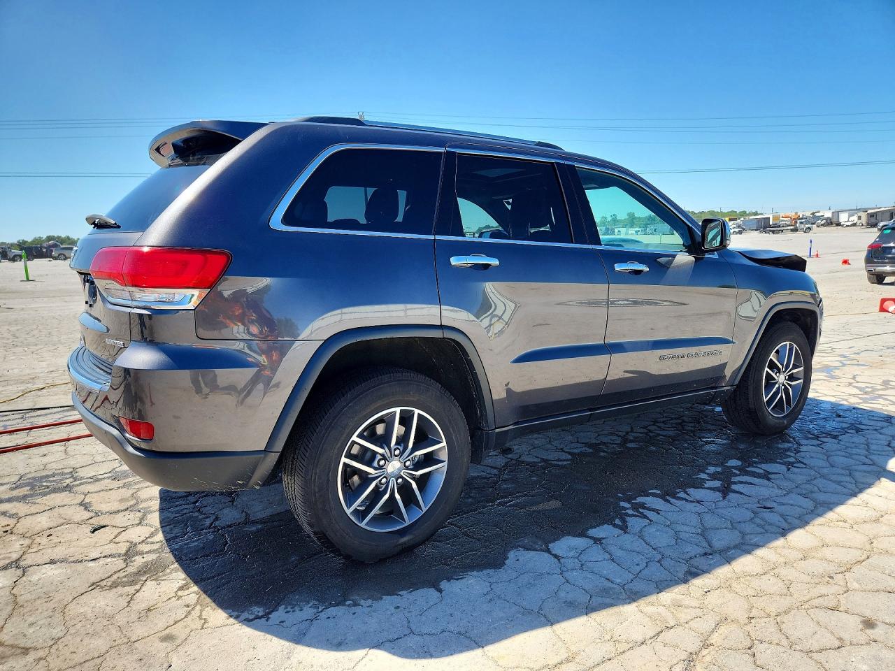 2018 JEEP CHEROKEE