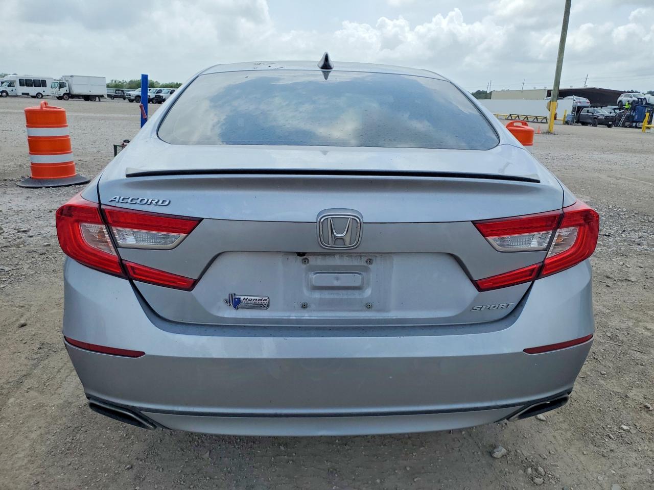 2022 HONDA ACCORD