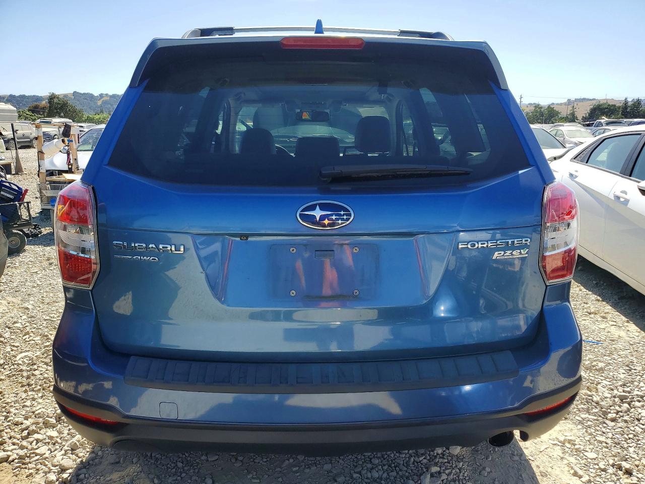 2016 SUBARU FORESTER
