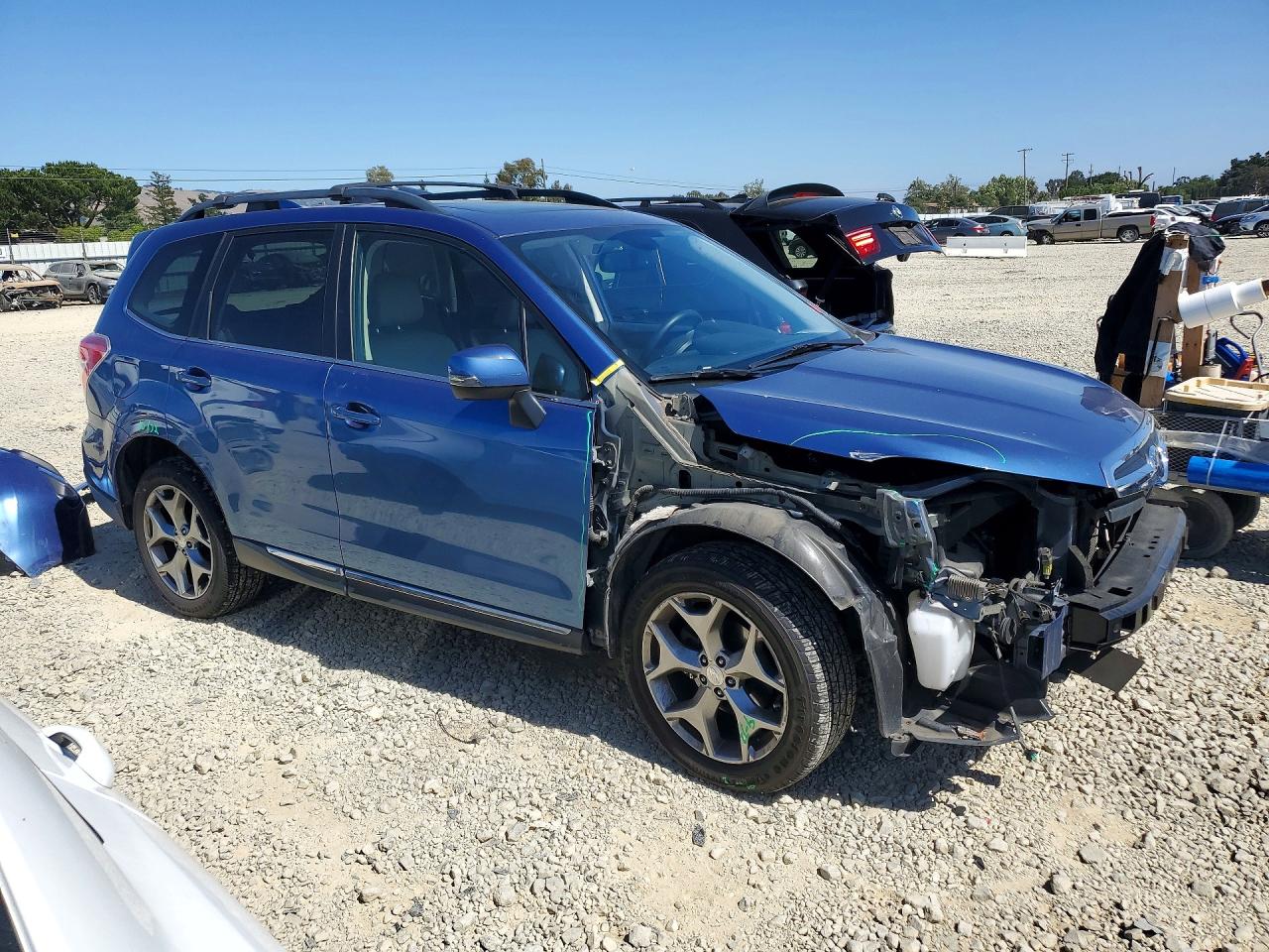 2016 SUBARU FORESTER