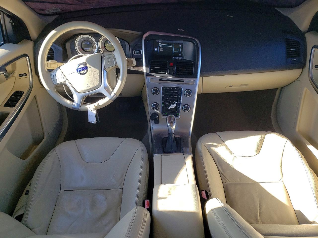 2013 VOLVO XC60