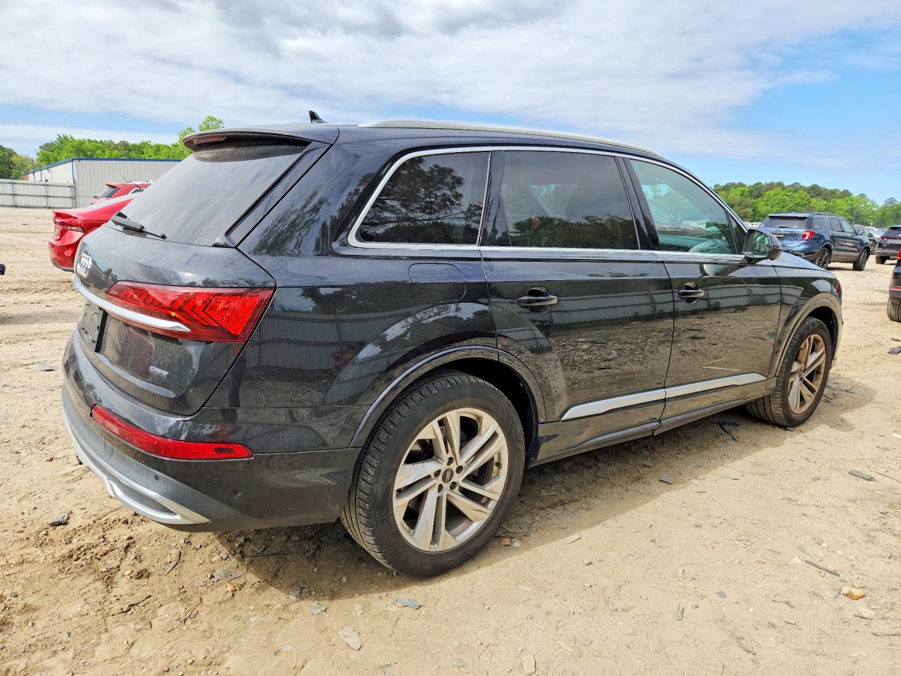 2021 AUDI Q7