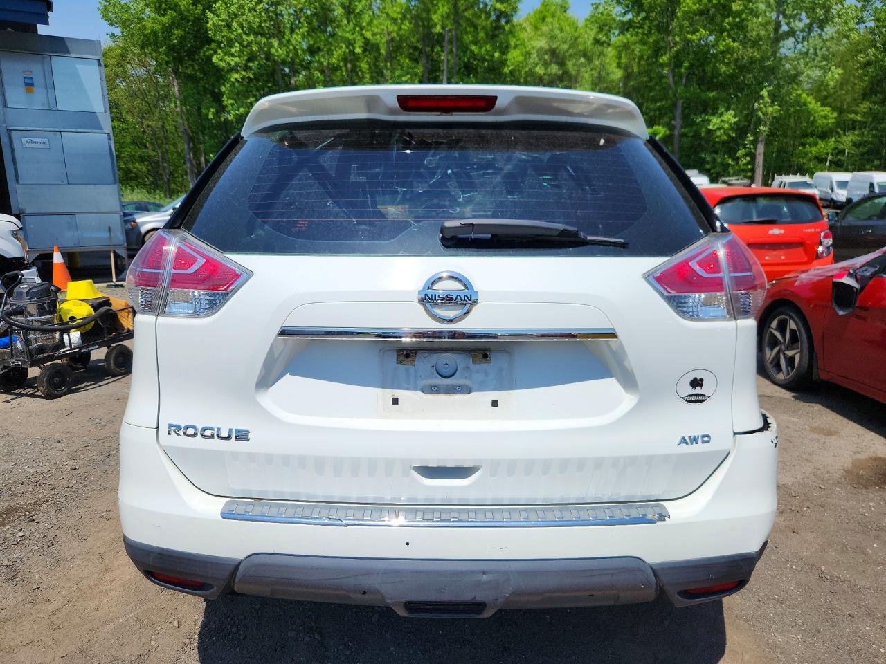 2016 NISSAN ROGUE