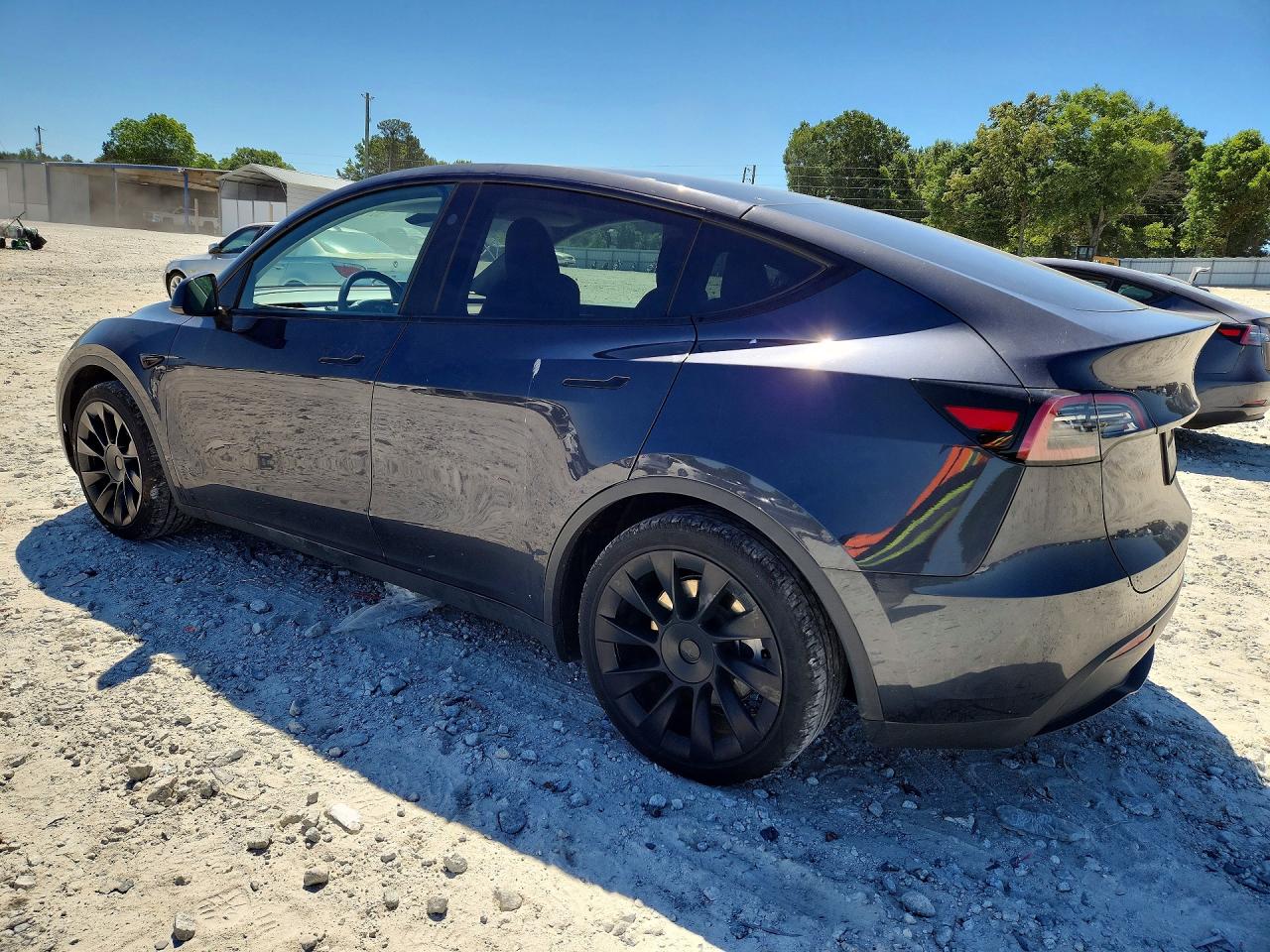 2024 TESLA MODEL Y