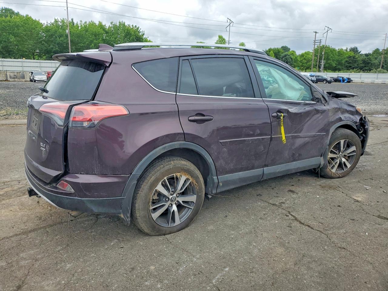 2016 TOYOTA RAV4