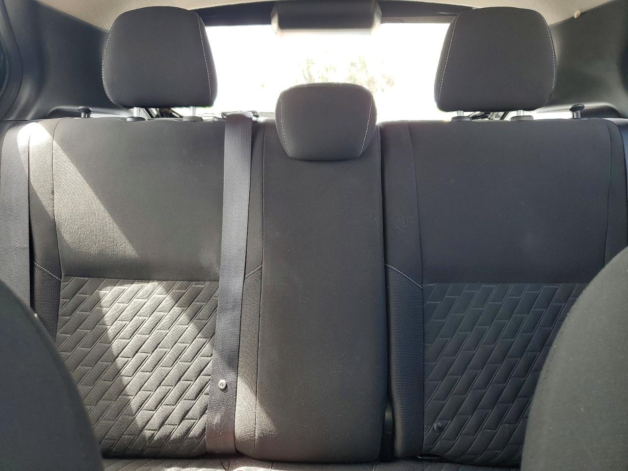 2021 NISSAN KICKS