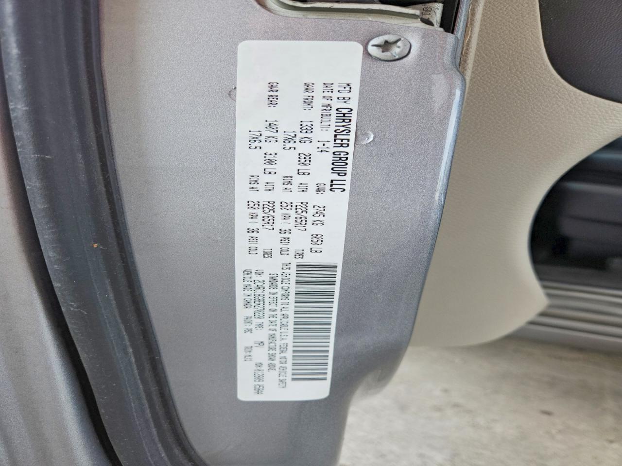 2014 CHRYSLER MINIVAN