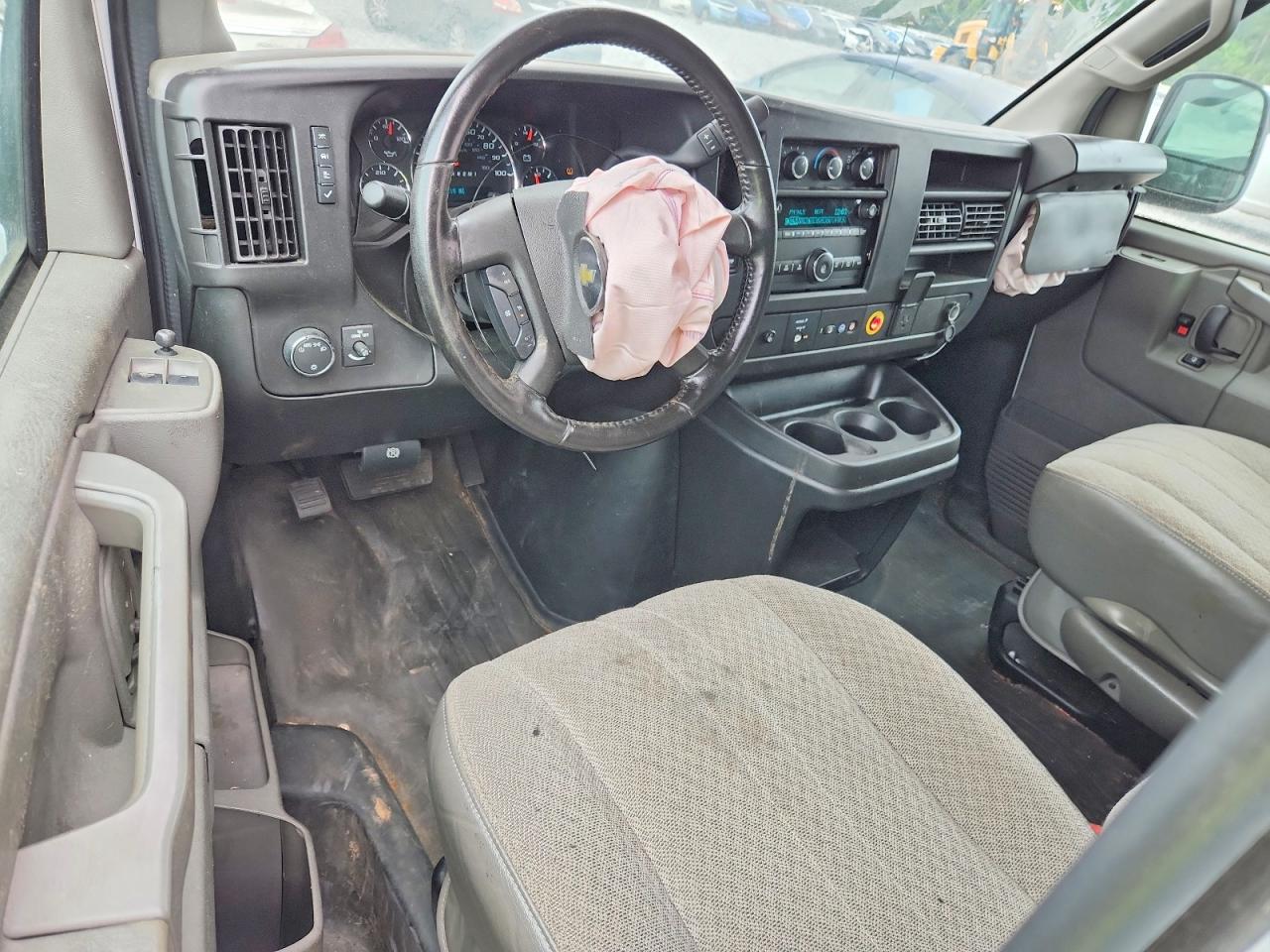 2022 CHEVROLET EXPRESS