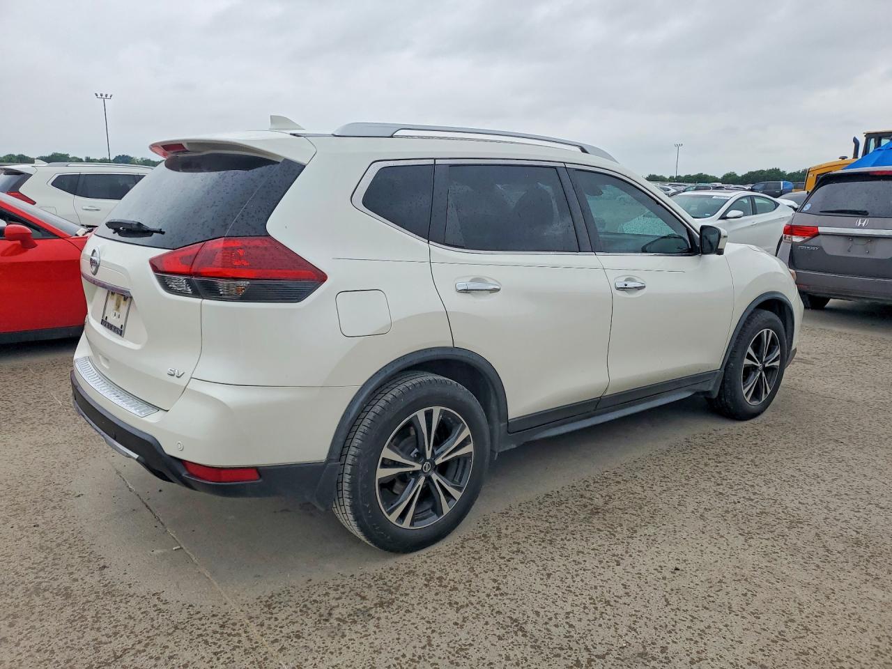 2019 NISSAN ROGUE