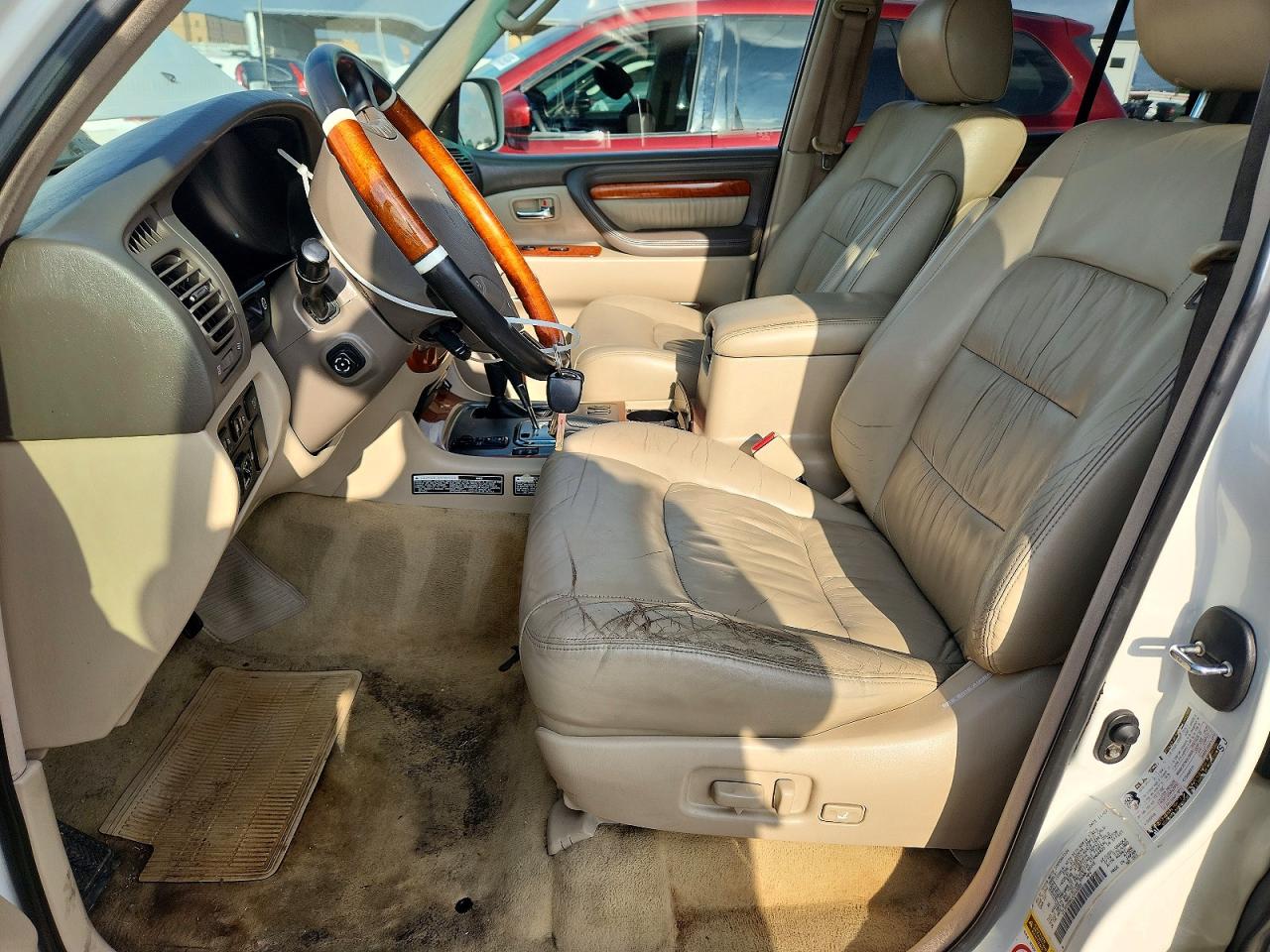 2004 LEXUS LX470