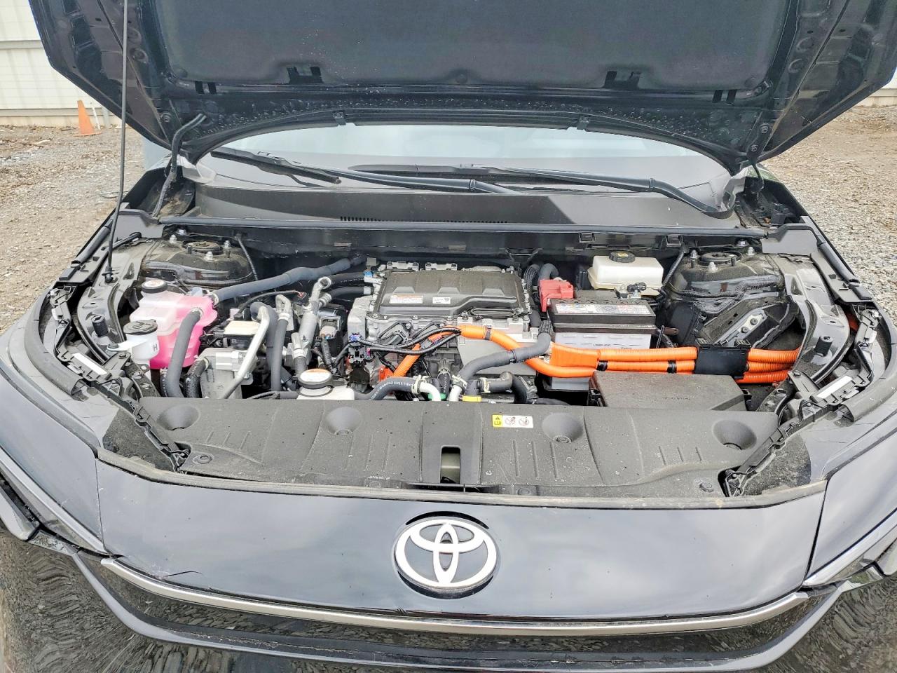 2025 TOYOTA BZ4X XLE