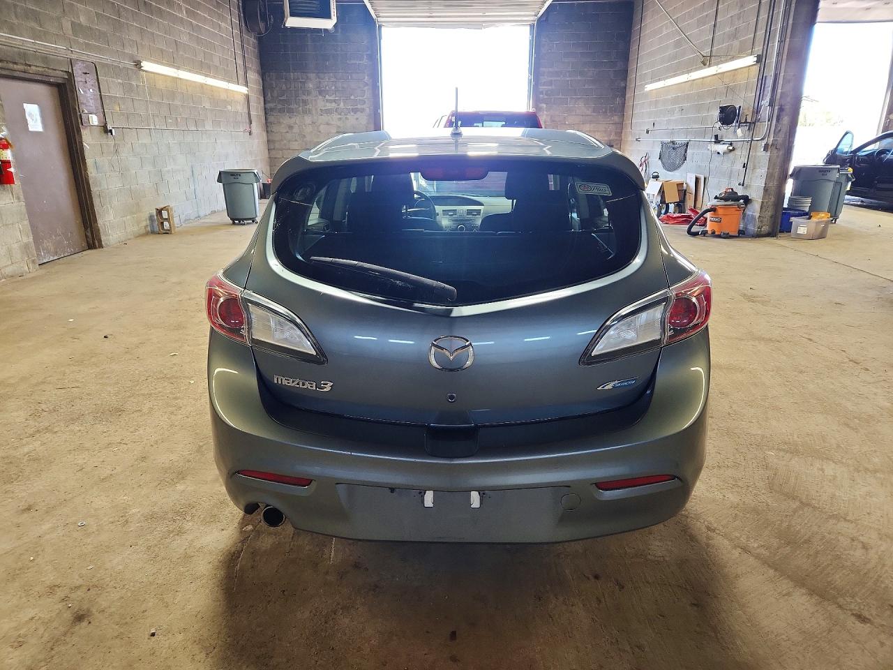 2012 MAZDA 3